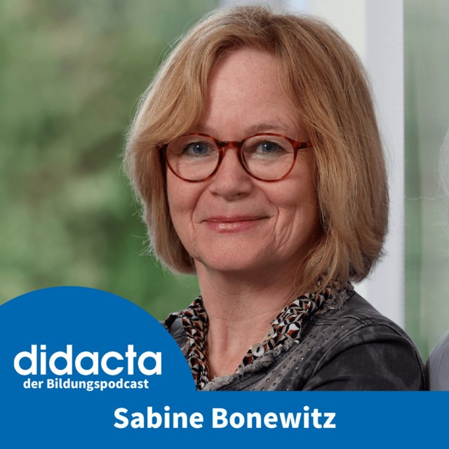 Ein Portrait von Sabine Bonewitz, in der linken Ecke die Worte Didacta und unter dem Portrait der Name Sabine Bonewitz