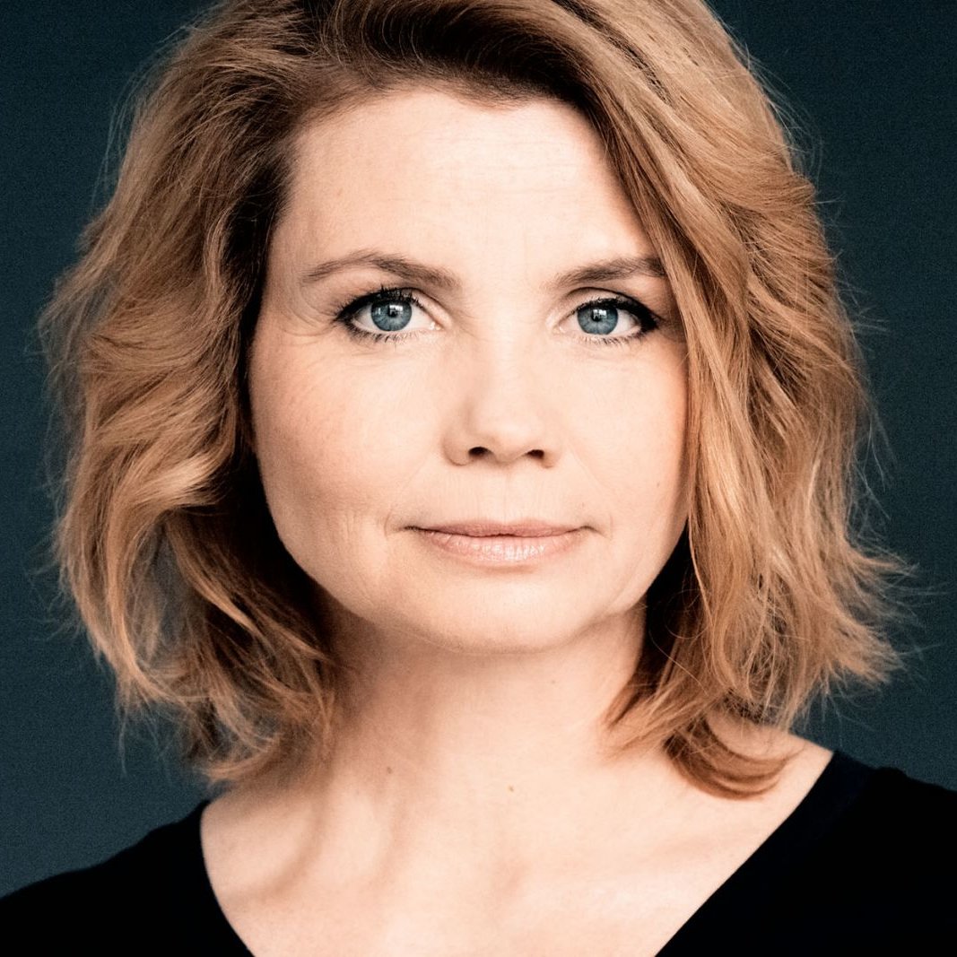 Porträt der Schauspielerin und Lesebotschafterin Annette Frier