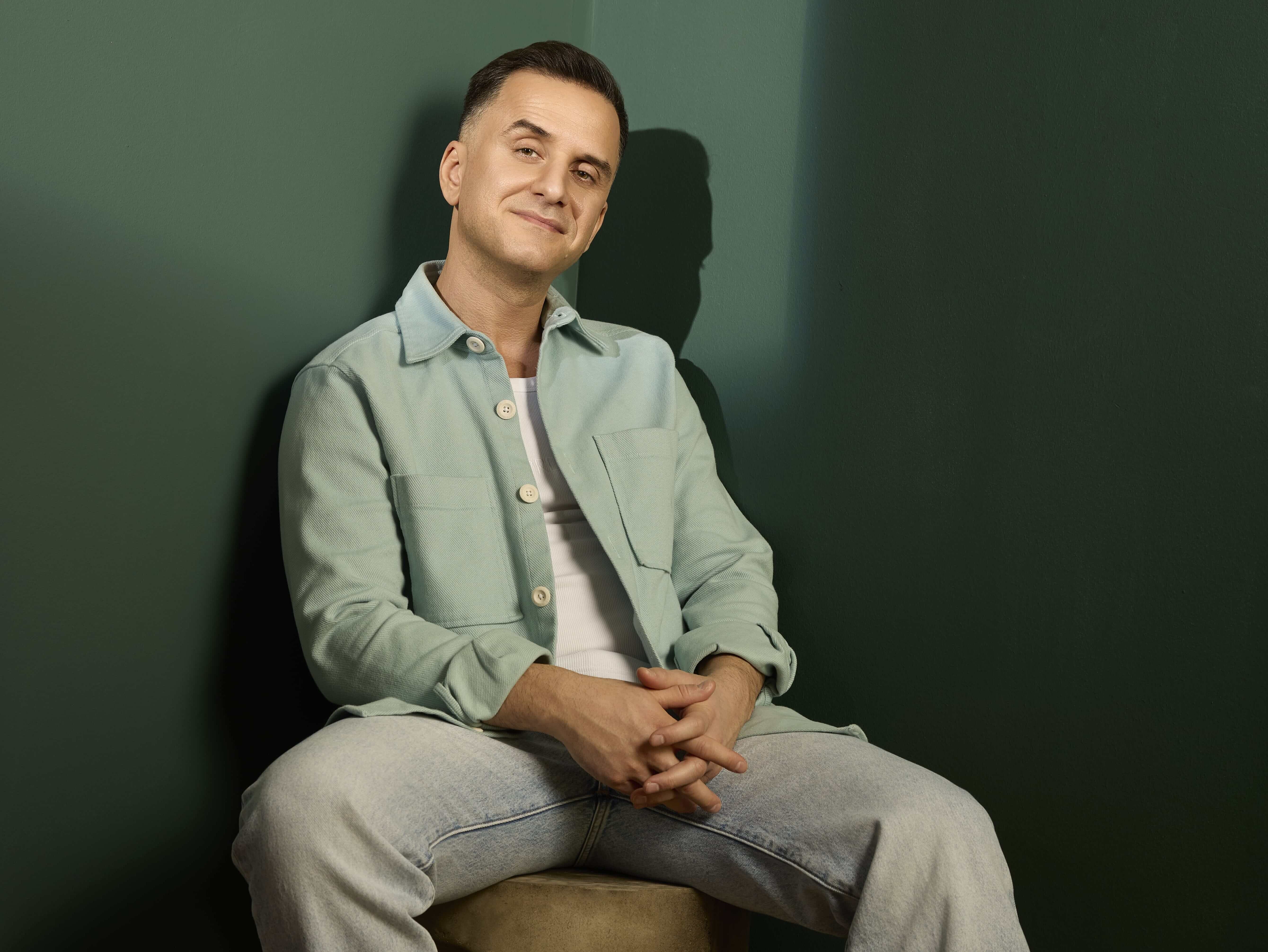Foto des Comedians und Lesebotschafters Özcan Cosar