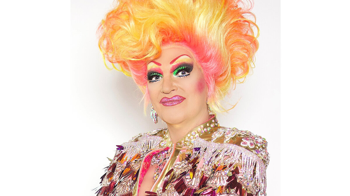 Olivia Jones erhält Deutschen Lesepreis 2024 Die Queen der