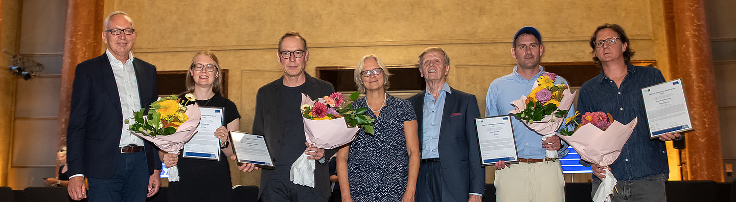 Preisträger des Dietrich-Oppenberg-Medienpreises 2023: Dr. Andreas Wirthensohn, Timo Posselt, Sandra Matthes, Stefan Schomerus